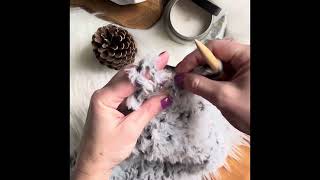 Faux fur neck warmer video tutorial 🧶knitting [upl. by Siol55]