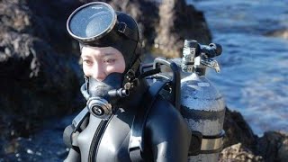 Super scuba diving gear dresses and full face gas masks [upl. by Maddi]