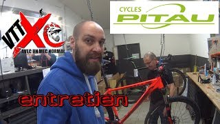 VTT XC avec un mec normal entretien VTT chez un pro hors série [upl. by Yntrok]