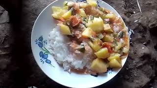 African Village LifeUNIQUE way of cooking RICE and Deep fried IRISH POTATOES [upl. by Worden]