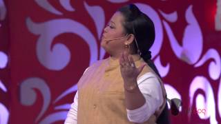 Bharti Singhs comic remarks about Bollywoods unfair practices  Peoples Choice Awards 2012 HD [upl. by Alraep897]