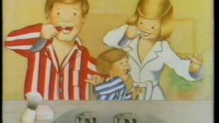 Aquafresh toothpaste family  animated 1980s [upl. by Goss736]