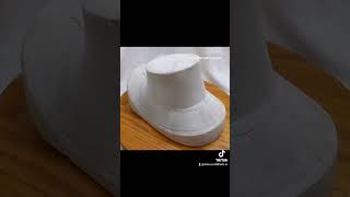 How do straw bonnets amp hats get their shape [upl. by Garmaise]