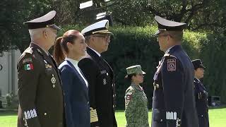 Salutación de las Fuerzas Armadas y Guardia Nacional a la Presidenta de los Estados Unidos Mexicanos [upl. by Scherle]