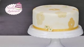 Einfache Fondanttorte mit Blumenmuster  Tutorial von Nicoles Zuckerwerk [upl. by Aralomo530]