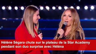 Hélène Ségara chute sur le plateau de la Star Academy pendant son duo surprise avec Héléna [upl. by Kcire]