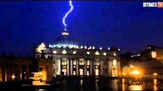 Lightning Strikes Vatican After Pope Resigns Over VatiLeaks Scandal [upl. by Leahciam]