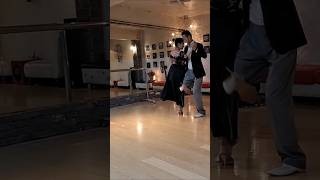 gancho con parada y side position 탱고스텝 tango step 조이y라우 [upl. by Harleigh]