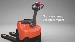 Le nouveau transpalette électrique au Liion LWI160  Toyota Material Handling [upl. by Matthei683]