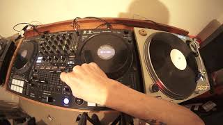 PIONEER DDJ1000 USE THE MIXER LIKE THE DJM900NX EFFECTS WITH VINYL [upl. by Cerelia]