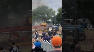 Tractor pulling at Welland steam fair rally tractorpulling tractor [upl. by Tellford]