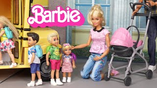 Barbie amp Ken Doll Family School Supplies Shopping amp First Day of School [upl. by Aneek]