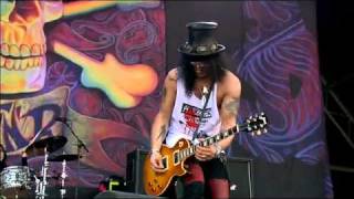 Guns N Roses Slash  Sweet Child O Mine   Glastonbury Live Concert 2010flv [upl. by Barbe260]