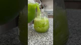 Agua fresca de piña con alfalfa y limón 🍍🌿🍋‍🟩 [upl. by Graces]