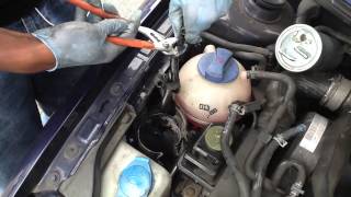 How to Change a Volkswagen Golf 19 TDI Fuel Filter Easy Steps [upl. by Arutnev162]