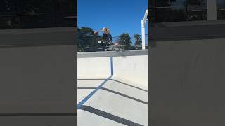 Ollie in a empty pool 🌊 fyp skatskating arding ing [upl. by Nissie]