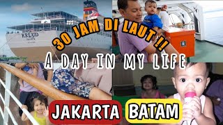 30 Jam Di Laut  Pengalaman Pertama Trip KM Kelud Pelni Kelas Ekonomi Jakarta  Batam 2022 [upl. by Winifred]