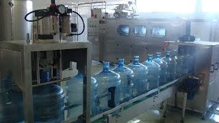 5 gallon container water production line Machine de remplissage deau de 5 gallons [upl. by Ileane]