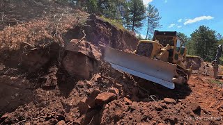 Caterpillar D7g Bulldozers Hard Rock Removal Was Very Difficult caterpillar bulldozer [upl. by Orms]