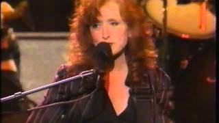 Bonnie Raitt Longing In Their Hearts live concert performance [upl. by Cogan104]