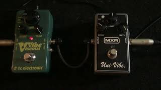 MXR UNIVIBE VS TC ELECTRONIC VISCOUS VIBE Pedal ShootoutDual Review [upl. by Annahsohs301]