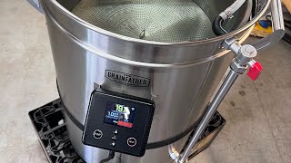 Grainfather G40 unboxing eerste brouwdag en review [upl. by Kilam937]