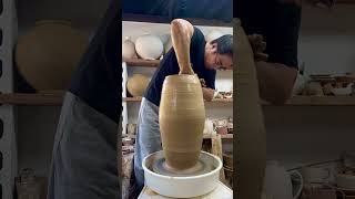 pottery moonjar ceramic 달항아리 항아리 korea 물레성형 [upl. by Piper743]