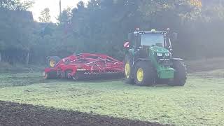 John Deere 6250 vaderstad carrier [upl. by Hoxsie]