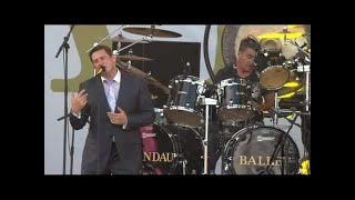 Spandau Ballet  Gold live at IOW Festival 2010 [upl. by Tegdig]