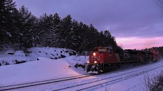 CN 8896 at Boyne 14DEC2017 [upl. by Nanah]