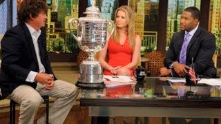 Golf Champ Jason Dufner Goes quotDufneringquot on quotLIVE with Kelly and Michaelquot [upl. by Mauretta448]