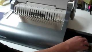 Fellowes Quasar E 500 Comb Binding Machine [upl. by Atniuq]