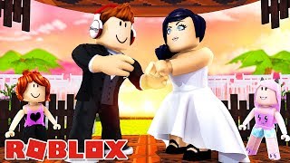 AS MENINAS ABANDONADAS APRONTARAM NO CASAMENTO  Roblox Novelinha com VITÓRIA MINEBLOX [upl. by Anne-Marie295]