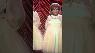 Dooneese is so funny funny snl comedy performance trending music broadway [upl. by Kimberly]