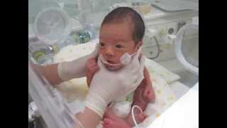 The first feeding bottle in NICU 23 days after the birth [upl. by Barny]