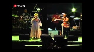 קרולינה וזיגי מארלי בהופעה  Karolina And Ziggy Marley  Redemption Song [upl. by Repsac514]