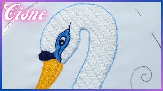 Hermoso bordado para Cisne con Nochebuena  Un Mundo Maravillisa [upl. by Inger]