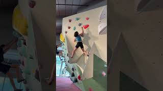 Climbing at Beest Boulders in Amsterdam bouldering climbing climb fitness [upl. by Chessy917]