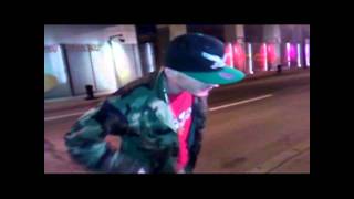 Bezzi Bez  Oktapod Video [upl. by Sanfo]