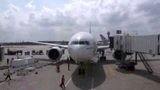 Inaugural flight landing at Chicago OHare  Boeing 777  Emirates Airline [upl. by Rehpotsirhc]