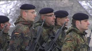 Des soldats allemands sinstallent en Alsace [upl. by Hsetirp]