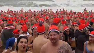 Nieuwjaarsduik 2018 2019 in Scheveningen [upl. by Tyrone582]