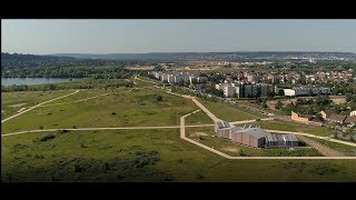 Le Parc du Peuple de lHerbe [upl. by Hoppe]