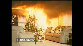 Kerstboom brand in de huiskamer [upl. by Ahsyekal746]