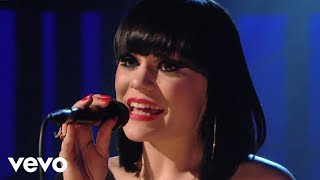 Jessie J  Price Tag Live on Jools Holland 2010 [upl. by Saudra285]