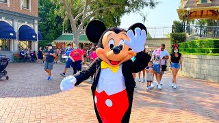 🔴 LIVE Fun Sunday Morning At Disneyland Park Rides Crowds Shows Sights amp Sounds amp More [upl. by Hurwit]