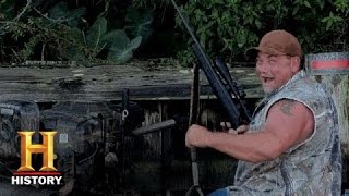 Swamp People Liz and Justins Bounty Gator S6 E11  History [upl. by Gosselin979]