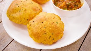 करारी आलू की पूरी की रेसिपी  aloo puri  potato alu flavor poori tiffin recipe  CookingShooking [upl. by Rehpetsirhc]