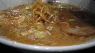 ほんのり甘く、コクのあるこってり醤油味ラーメン 元楽 豊洲店 [upl. by Ndnarb]