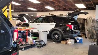 Ford Police Interceptor Utility explorer getting up fitted 2022 Models overview [upl. by Stalker]